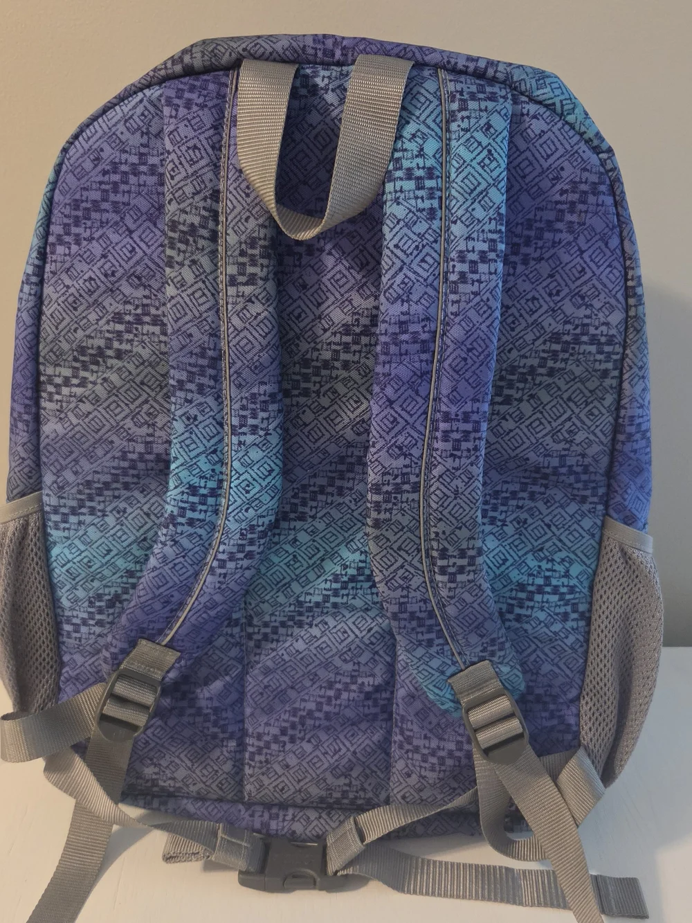 L.L. Bean Deluxe Backpack Reflective Geometric Tech Pocket 37L Fits 15
